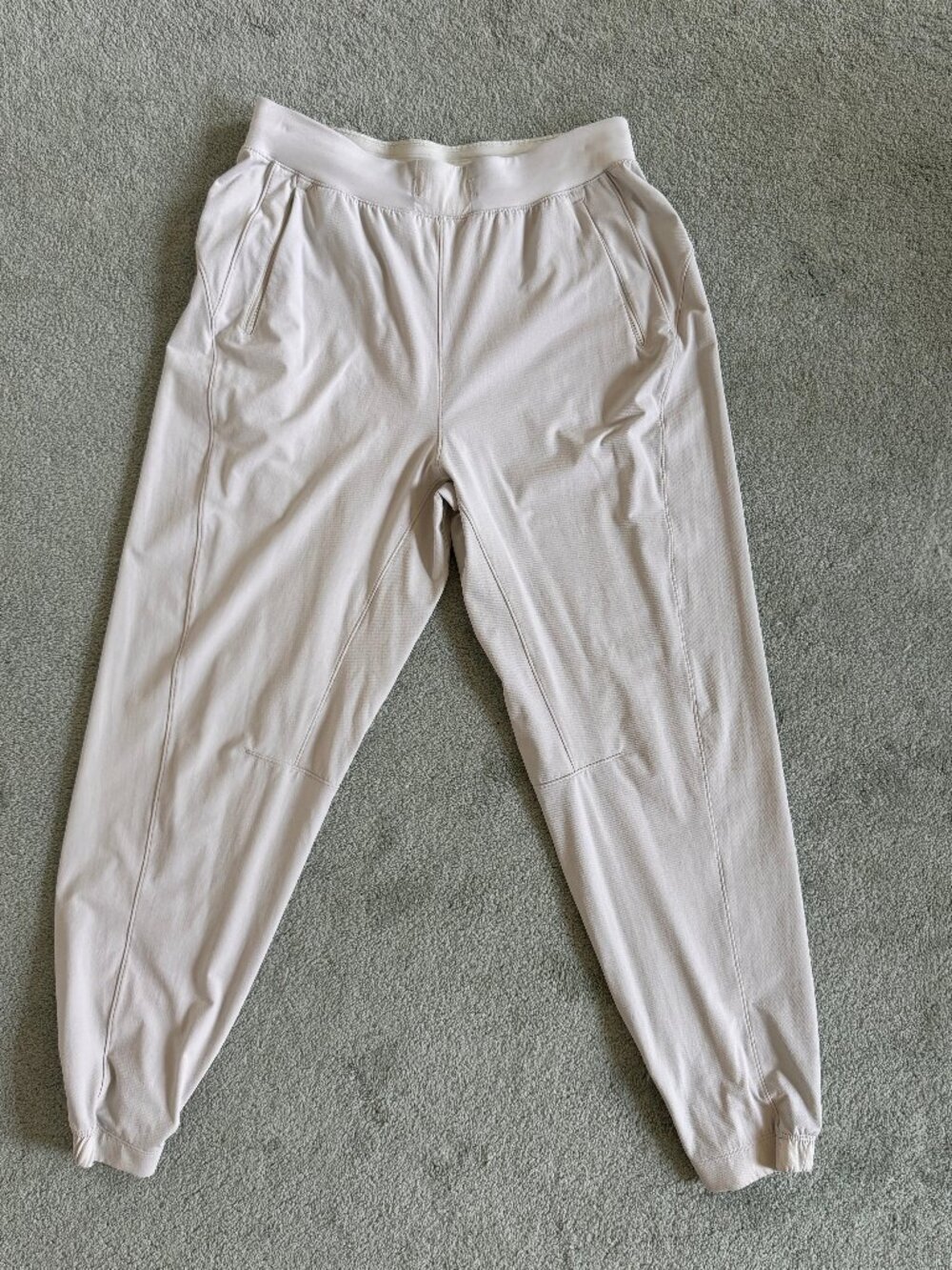 Lululemon Light Grey Women’s Joggers - size Medium
